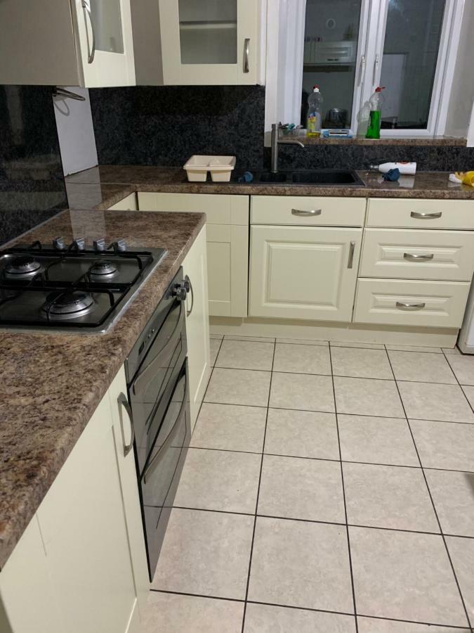 Travis House One Apartman Burnley Kültér fotó