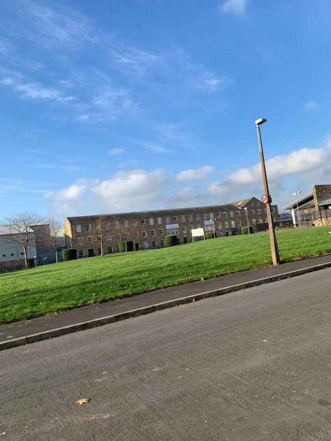 Travis House One Apartman Burnley Kültér fotó